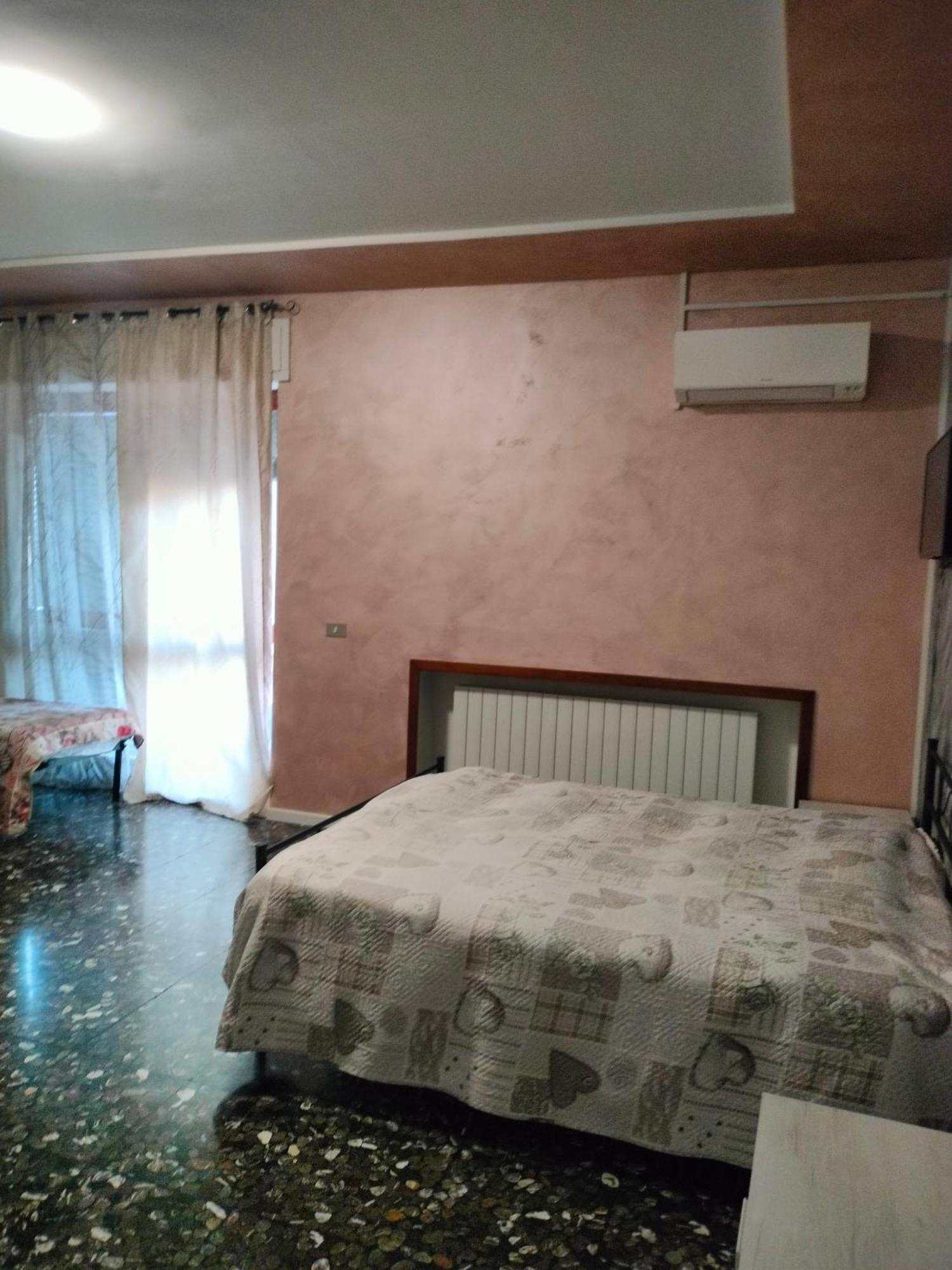 Affittacamere Airport Orio Bergamo Orio al Serio Bagian luar foto